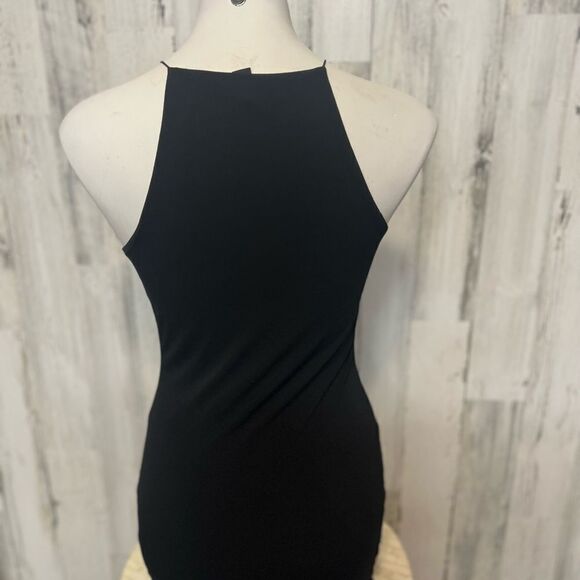 Dress   - Picture 3 of 7